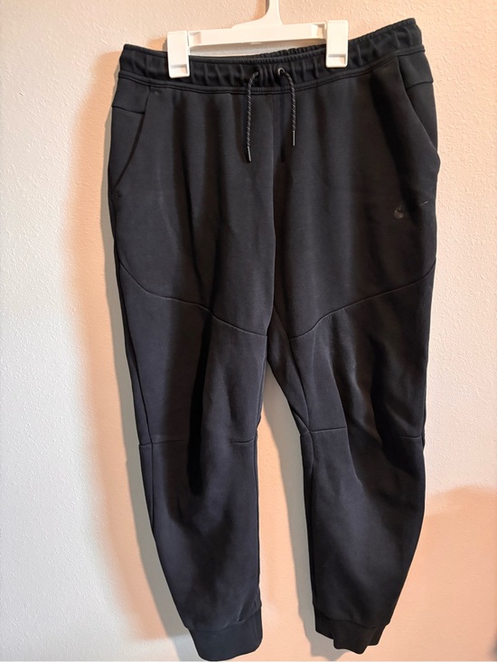 Nike Other - NIKE Men's Black Jogger Sweatpants - Size L